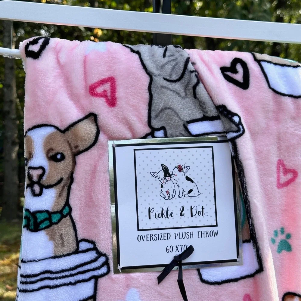 Pickle & Dot Frenchie Chihuahua Latte Lovers Plush Throw Blanket 60x70 Pink